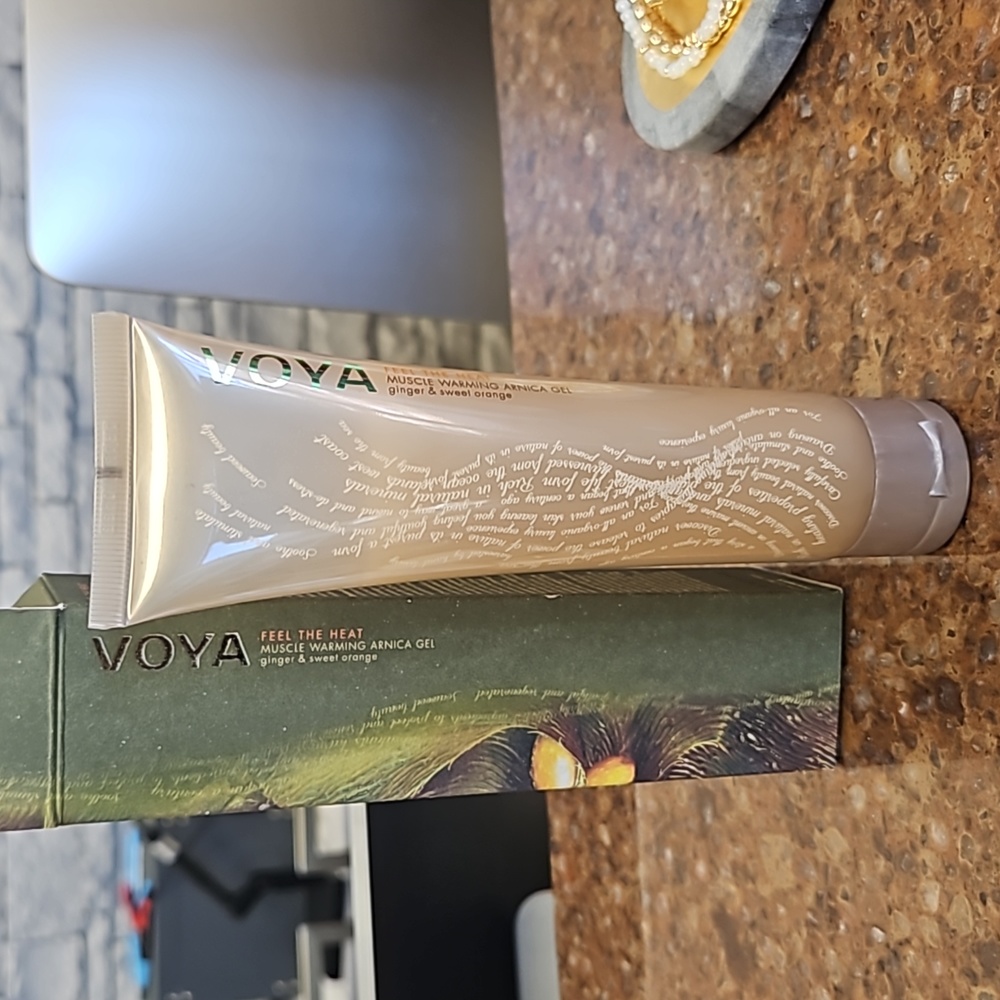 VOYA FEEL THE HEAT | muscle warning arnica gel.